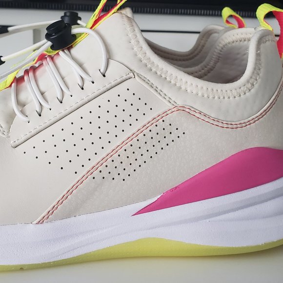 NWOT: Clove Limited Edition Classic Sneaker In Lemon Aid Size 9W/M7.5  Unisex! - Picture 4 of 8